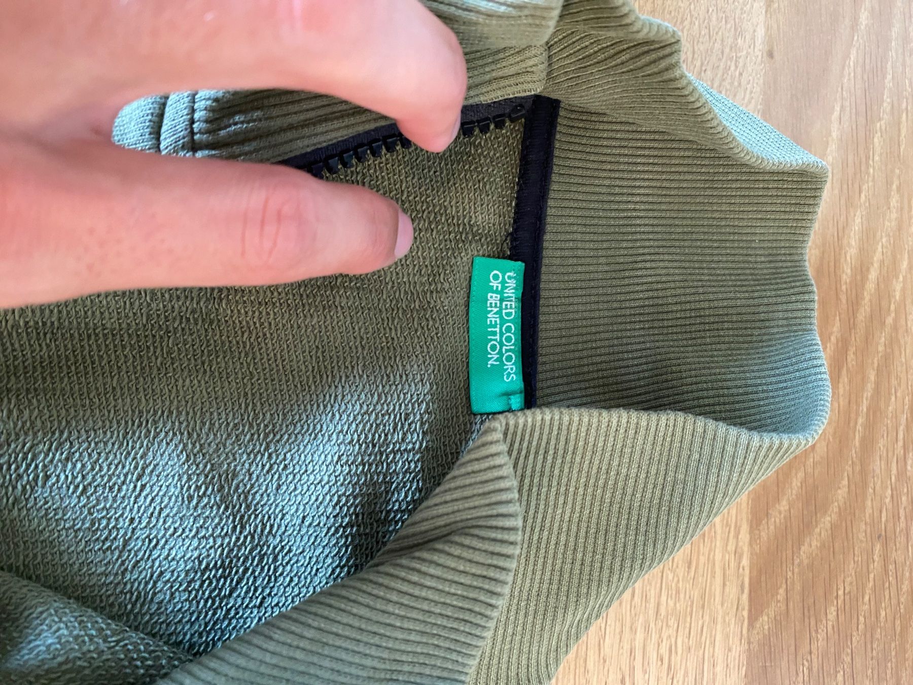 Anzüge: Benetton Trainer Set Hose und Pullover Gr. 170 13-14 Jungs – Gebraucht aus St. Gallen von ka_mo 4