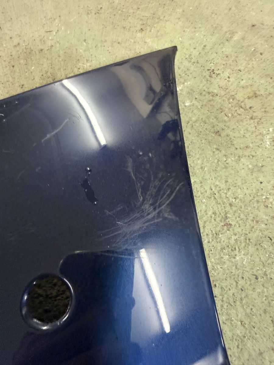 Volvo Tutti pezzi di ricambio auto: Volvo C70 Kofferraumabdeckung – Usato da Bernhardzell venduto da HeicoVolvo 2
