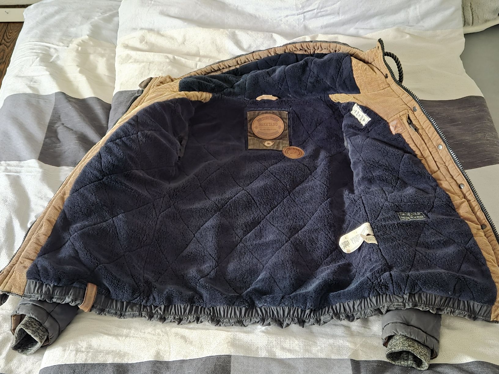 Tiragraffi: Naketano Jacke – Usato da Rickenbach-Sulz venduto da Bacardibabe 2