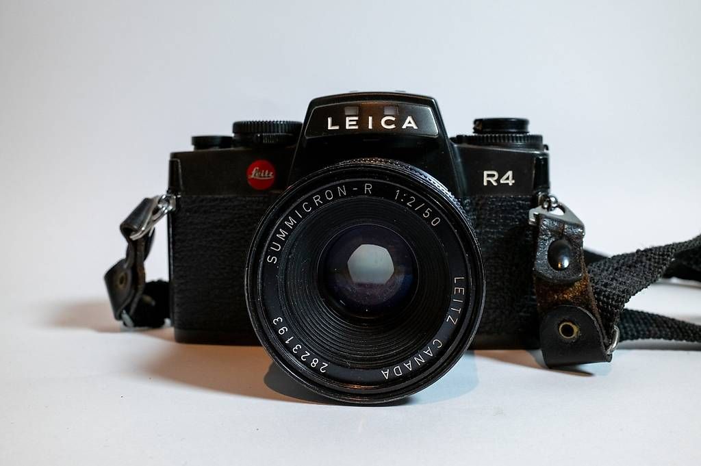 Leica Fotocamera: Leica R4 mit Summicron-R 50mm 1:2 – Usato da Zürich venduto da Mutheee 2