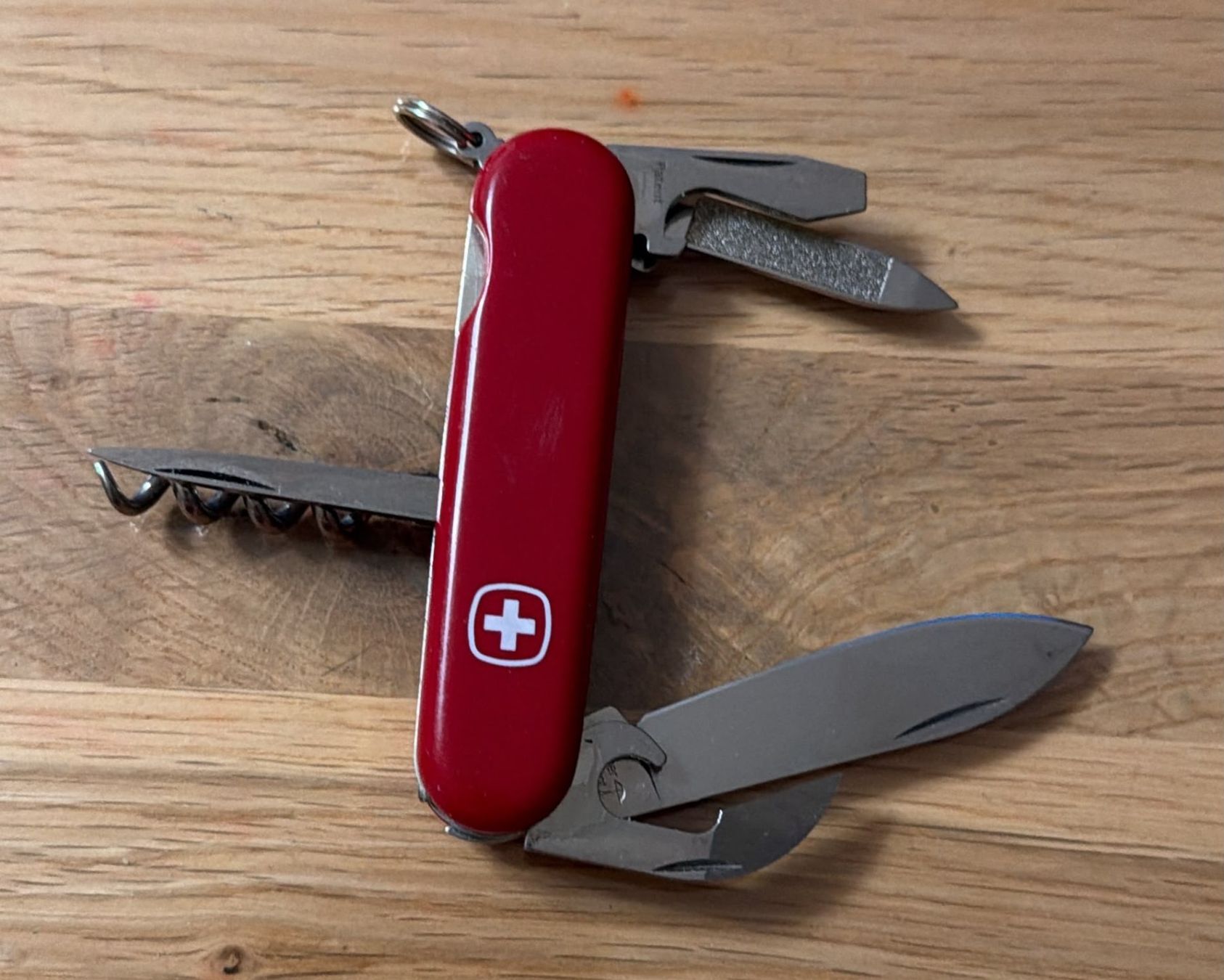 Wenger Taschenmesser: WENGER SACKMESSER  HUBER+SUHNER AG – Gebraucht aus Zürich von Frei-Occasionen 1