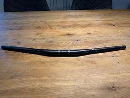 Race Face Next R Carbon Lenker 35 x 800 mm 10 mm Rise