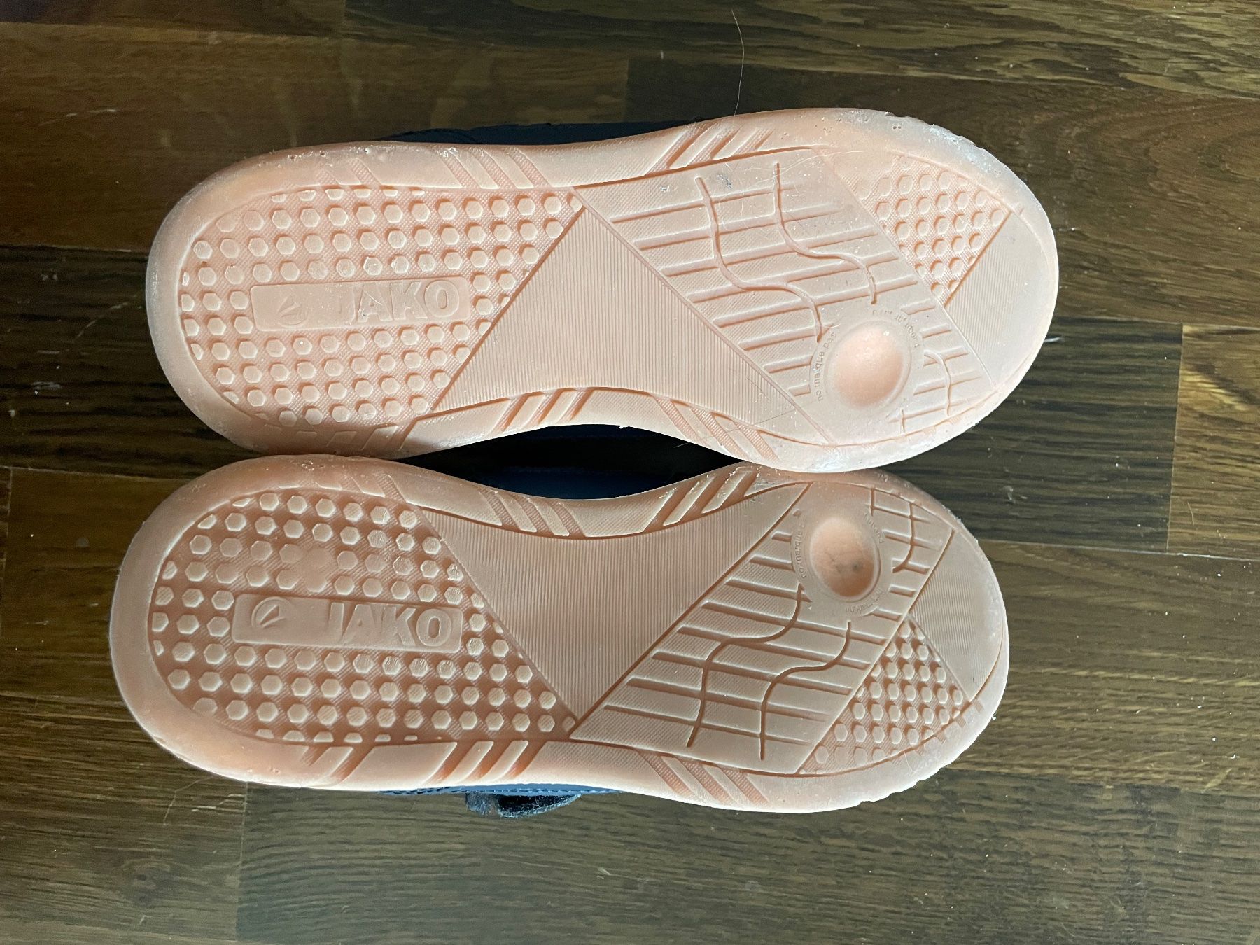 Jako Scarpe per ragazzi: Fussballschuhe Jako Gr. 33 – Usato da Villmergen venduto da schnuu73 1