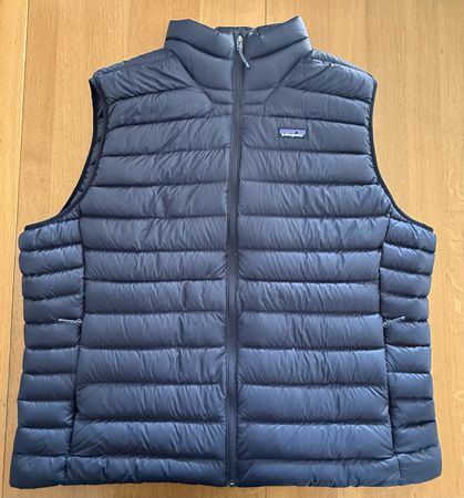 Patagonia Daunenweste schwarz Grösse US 3XL NEU