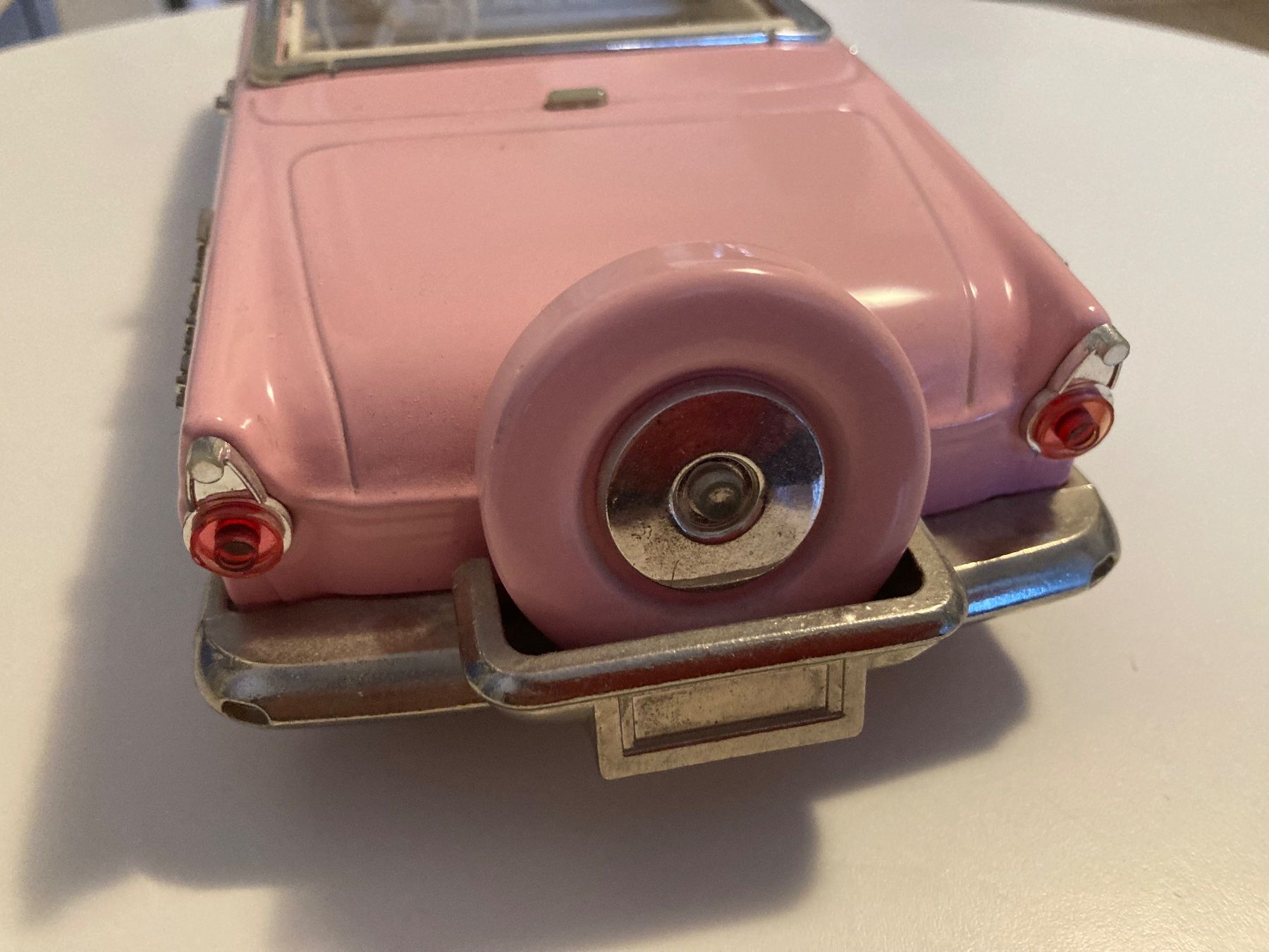 Ford Voitures modèles: Modellauto Thunderbird 1956 – D'occasion à Fehraltorf par mayalotto 3