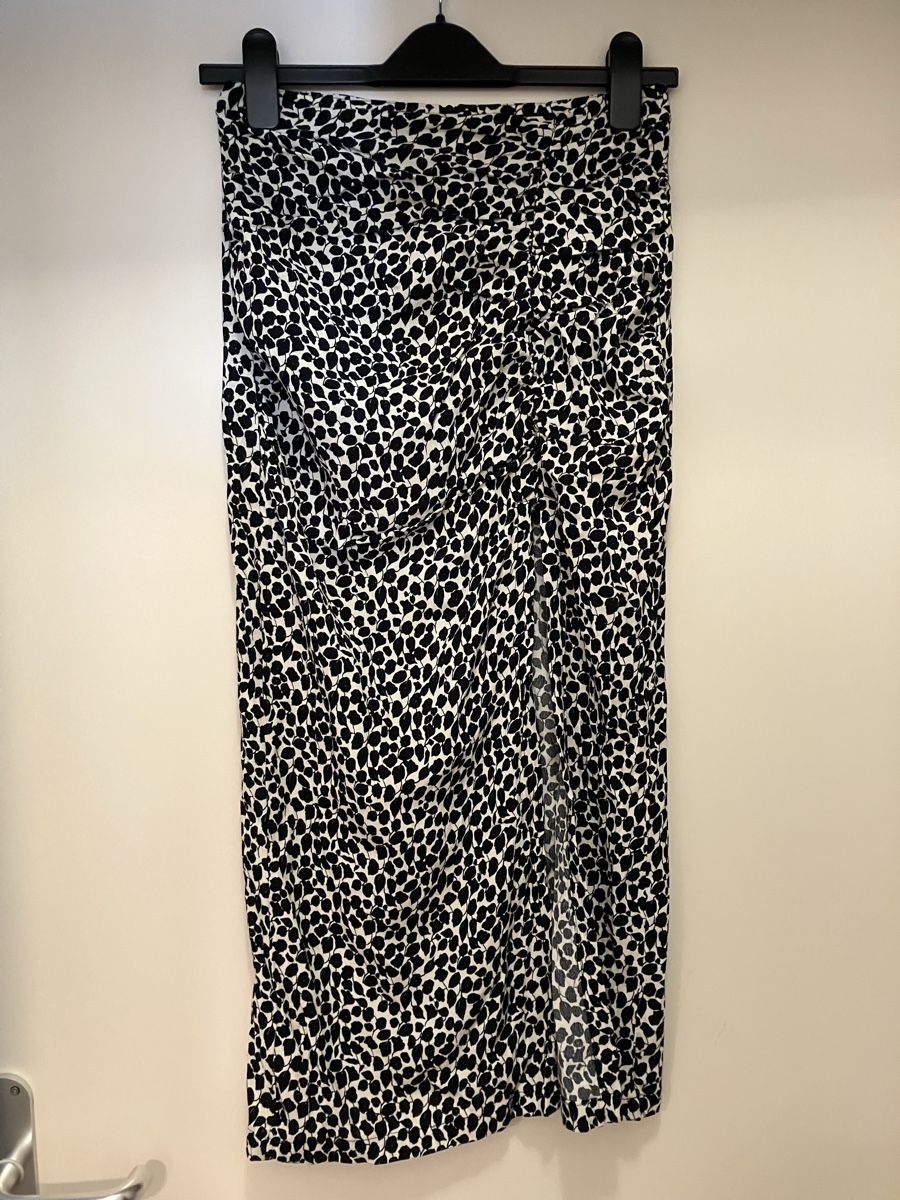 Mango Röcke: Rock Mango schwarz weiss Grösse S, mit Schlitz – Gebraucht aus Basel von aleksbalks 3