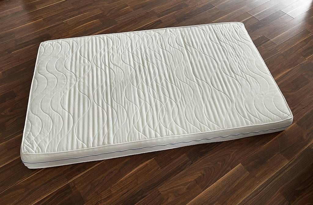 Matratzen: Matratze 120x200 – Gebraucht aus Oberdorf NW von Angilii