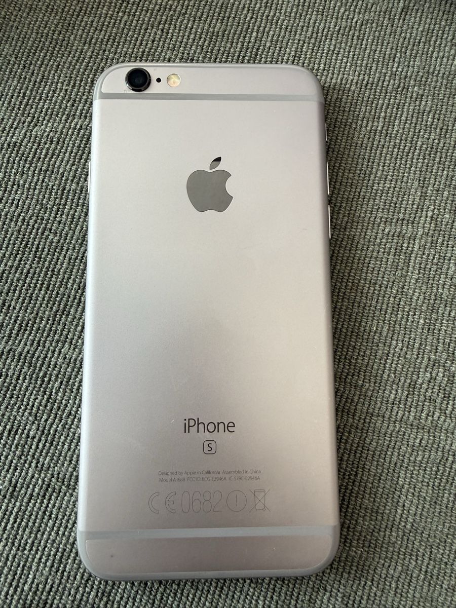 Apple Handys / Smartphones: iPhone 6s, 128 GB, Silber -Akku 81% – Gebraucht aus Schübelbach von cha_8x7x