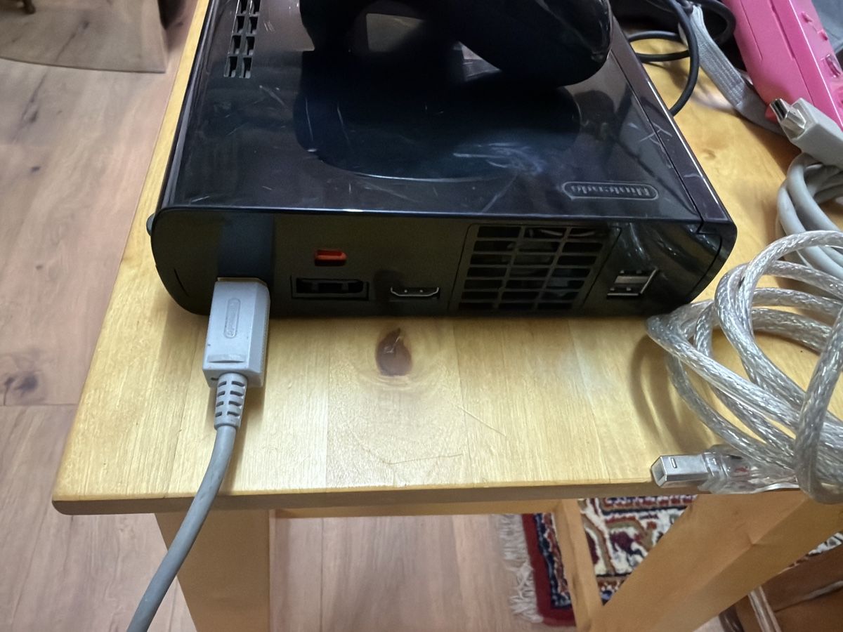 Nintendo Console: Nintendo Wii U 32GB con accessori,  – Usato da basel venduto da Swiss._.1978 3
