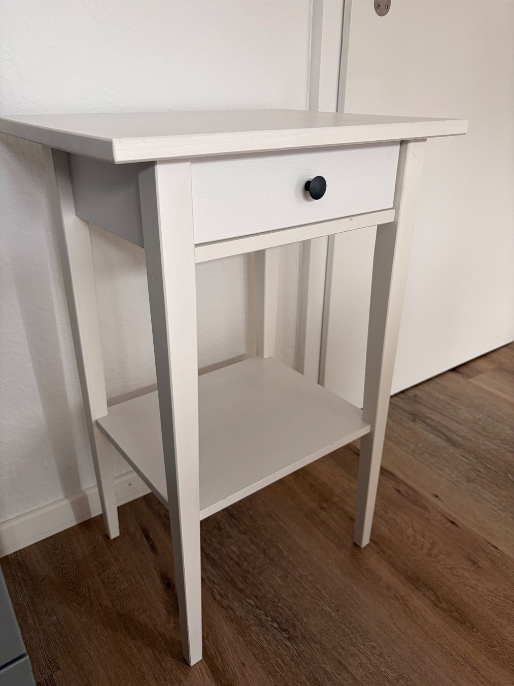 Ikea Comodini: Nachttisch IKEA Hemnes – Usato da Wettingen venduto da dori_28