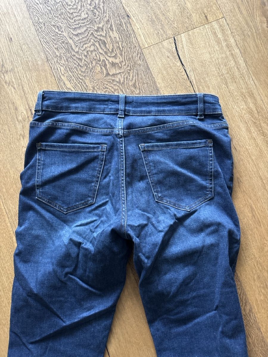 Jeans: Jeans – Neuf (Voir description) à St. Gallen par sabrina_19 2