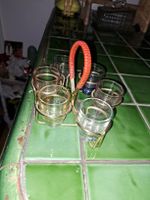 Antike Schnapsglaeser im Set, 6 Stueck, mit Halterung