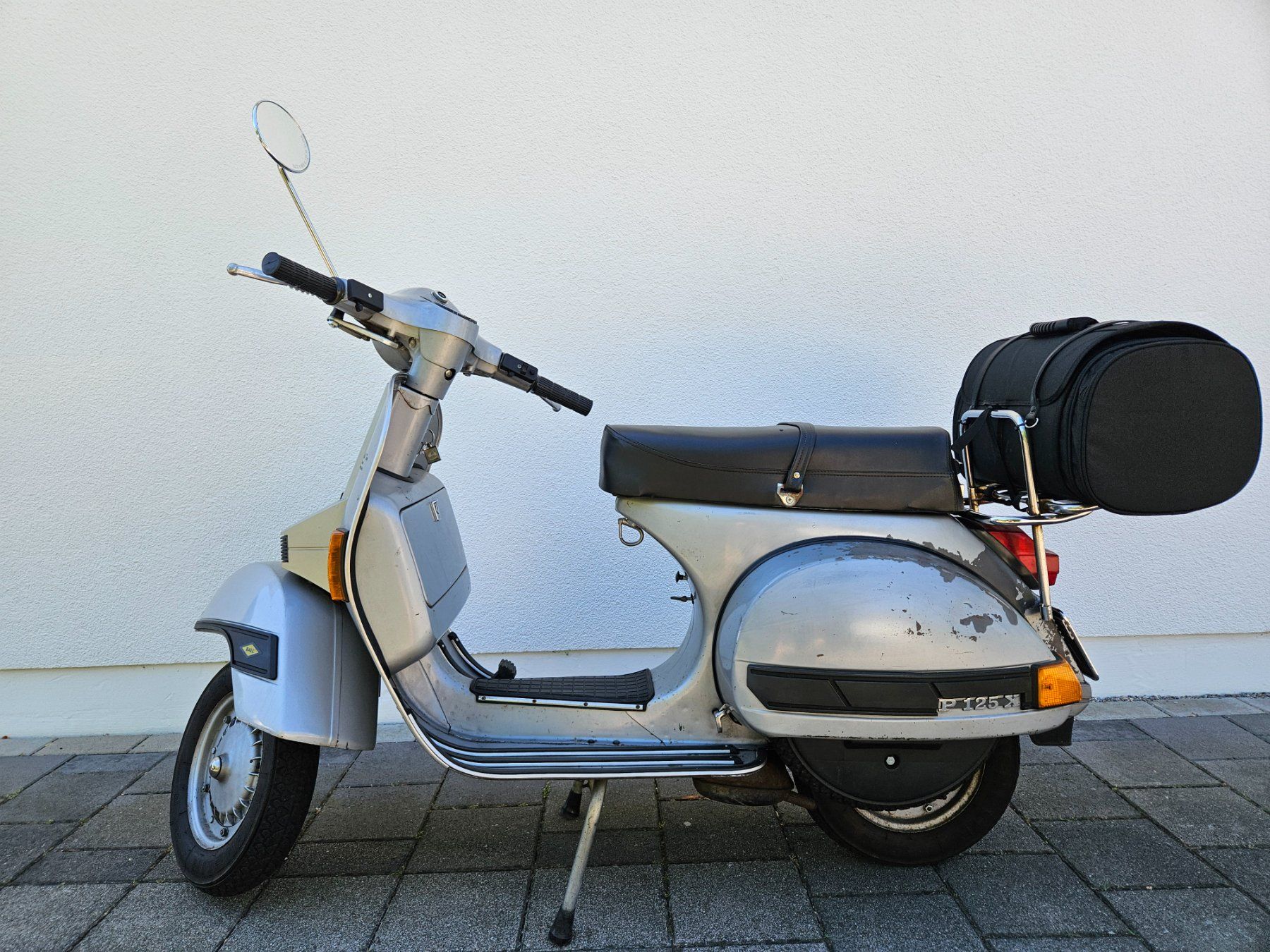 Vespa Scooter: Vespa PX 125 1981 – Usato da Frauenfeld venduto da olisiolisi