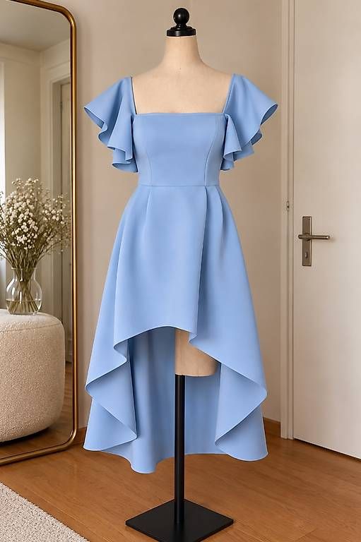 Vestiti: Hellblaues Cocktailkleid - Abendkleid / Grösse 38 – Nuovo (secondo la descrizione) da Weiningen ZH venduto da MelVintage