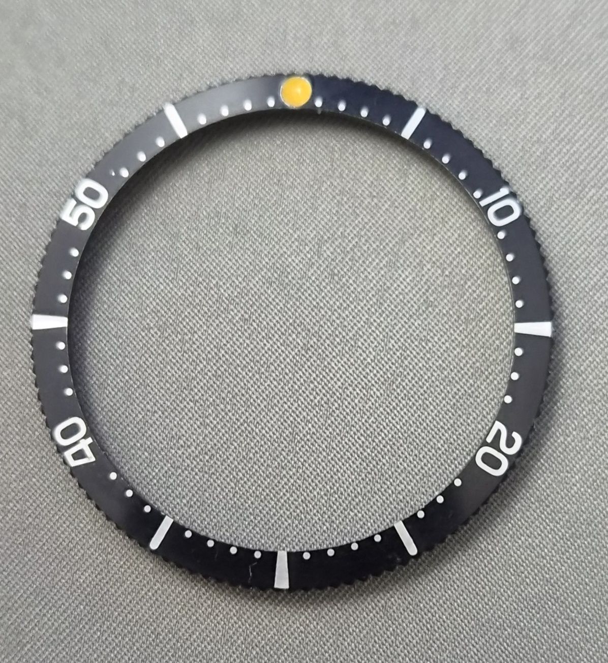 Universal Genève Uhren: Lunette Universal Genève pour Polerouter Sub ou Space Compax – Neu (gemäss Beschreibung) aus Farvagny-le-Grand von CollectibleWatches
