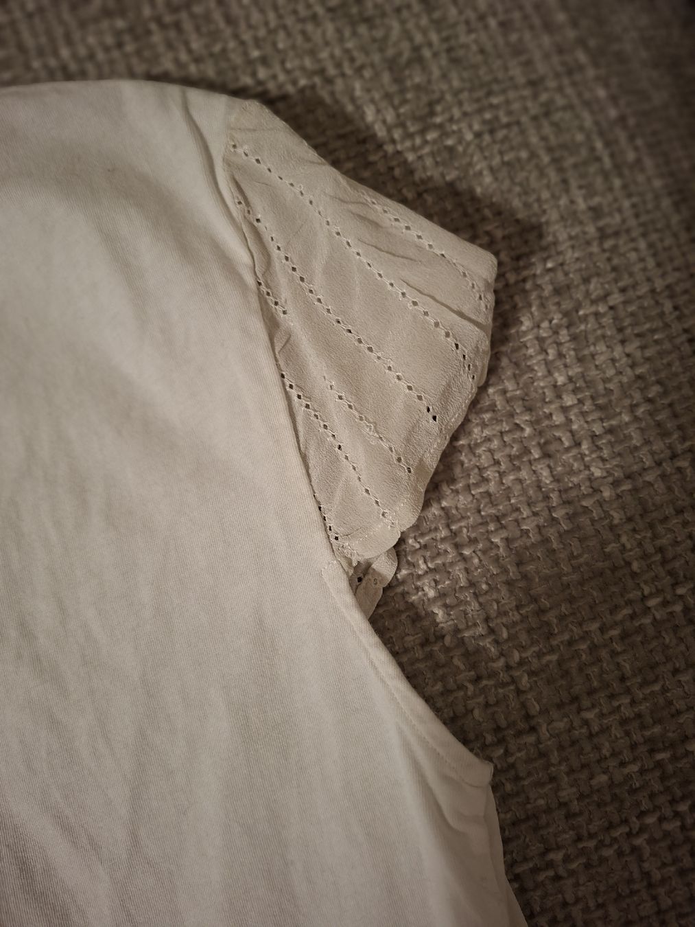 Massimo Dutti Top: Massimo Dutti Top, Cream Colour, Summer Ready! – Usato da Zürich venduto da oli_p8cc 1