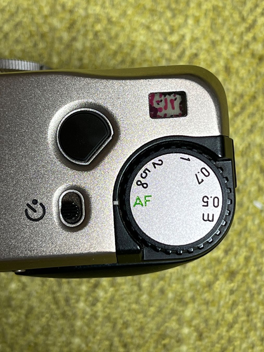 Contax Fotocamera: CONTAX - TVS  in Box inkl. UV-Filter und Flash-Adapter – Usato da Escholzmatt venduto da Grafix 4