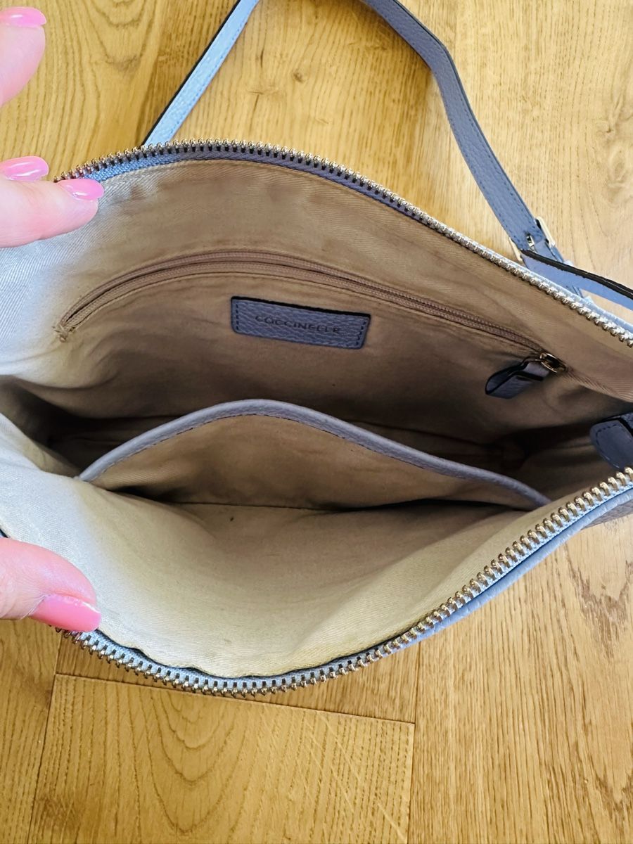 Coccinelle Borse da donna: Coccinelle Handtasche, hellblau, Leder – Usato da Hergiswil NW venduto da SilSa 3