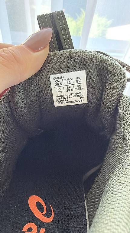 Chaussures hommes: ASICS Sneakers EU 42 – Neuf avec emballage d'origine à Niederhelfenschwil par Mileko 4