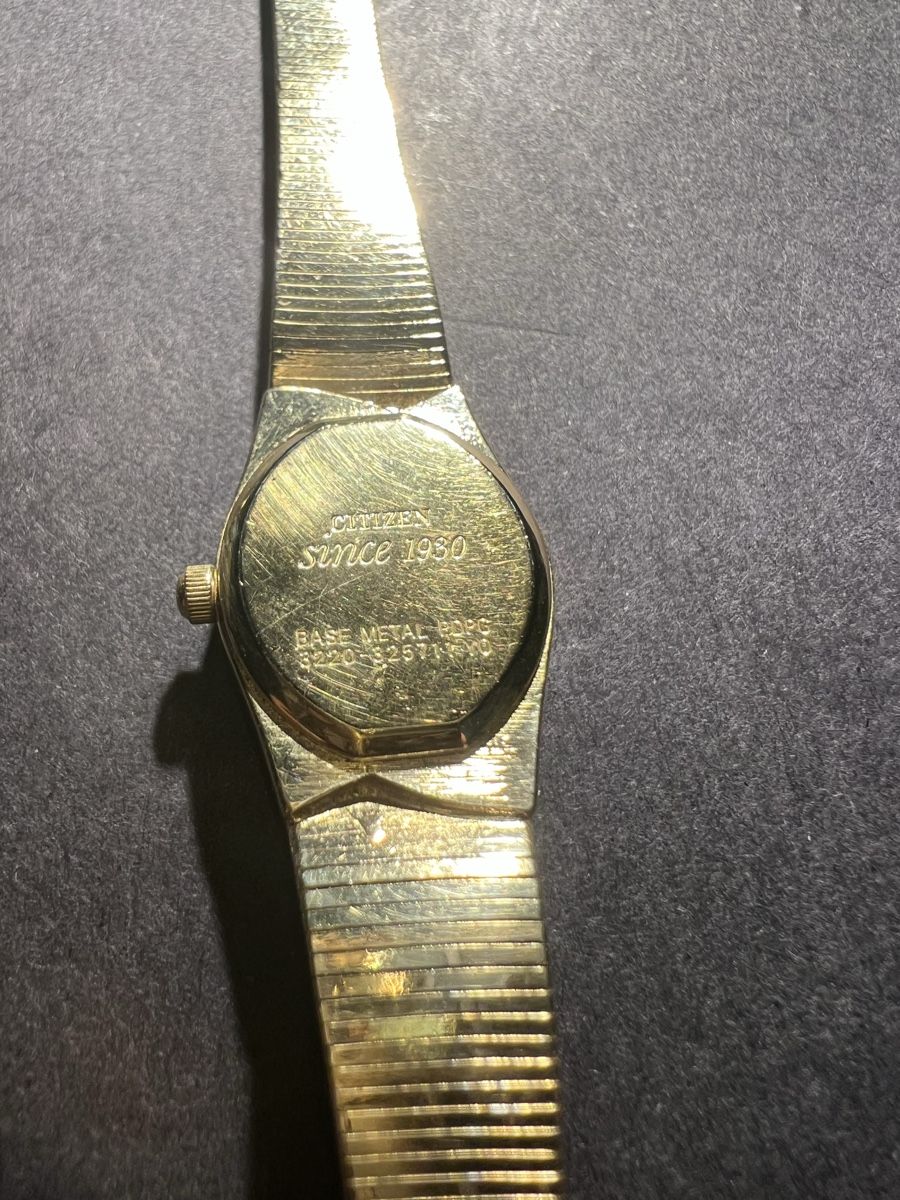 Orologi: Citizen Uhr – Usato da Laufen venduto da groove60 1