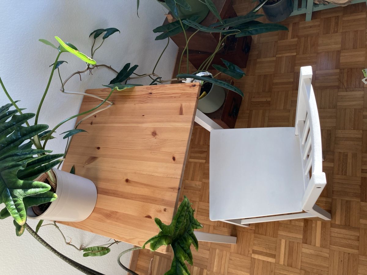 Ikea Tischset: Tisch und Stuhl – Gebraucht aus Epalinges von rah_n7hl 1