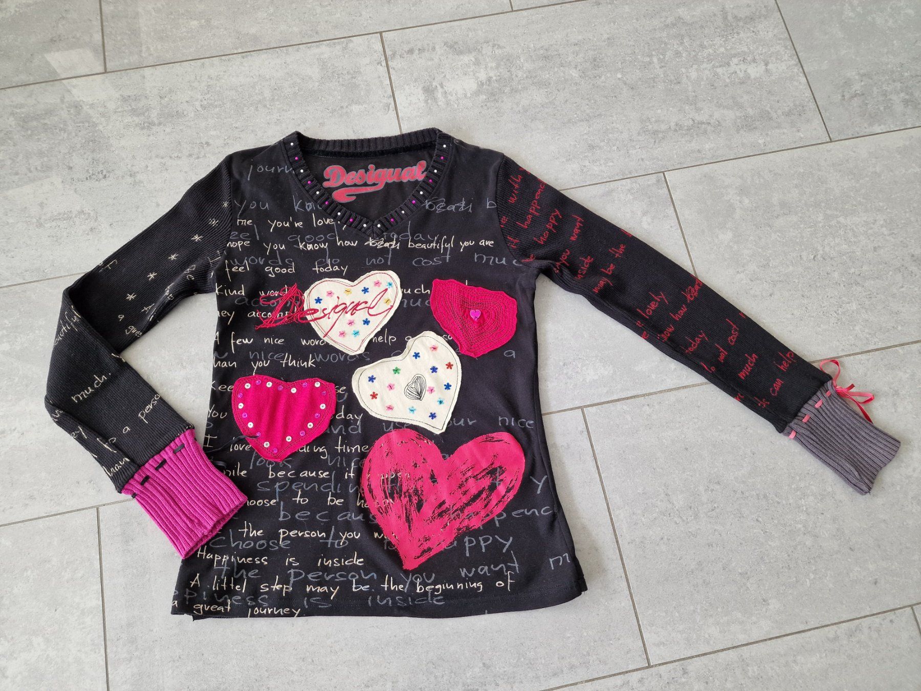 Desigual Maglioni & Felpe: Schöner Desigual Pullover Gr. M – Usato da Wilen b. Wollerau venduto da kaefer88