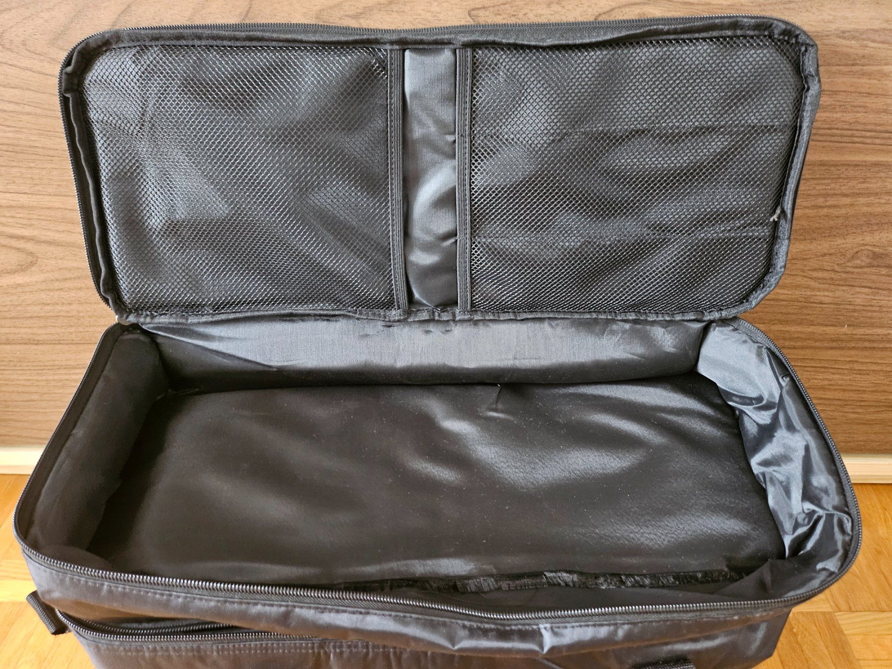 Taschen: Diverse Swissvax Taschen – Gebraucht aus Landquart von Spirit6 1