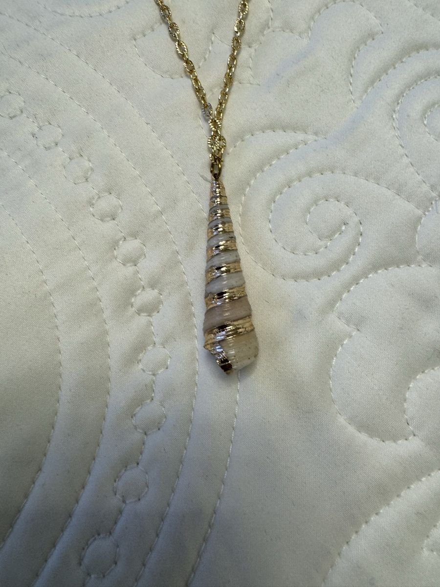 Catenine: SCHICKE KETTE MIT PERLMUT – Usato da Steinhausen venduto da Mimirose114 5