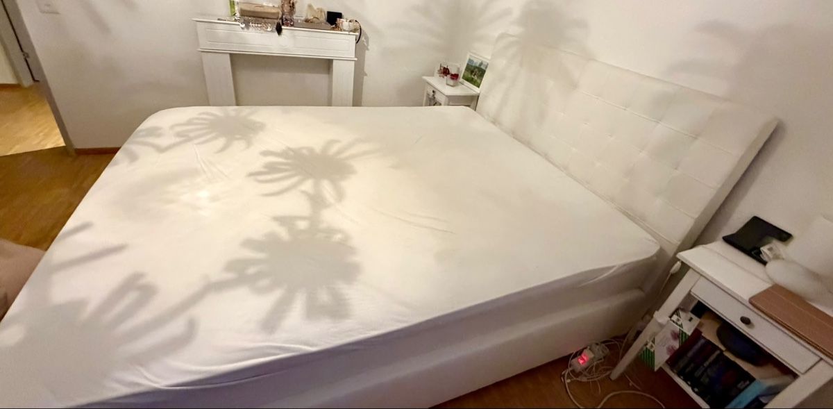 Lits: Boxspringbett weiss mit Kopfteil – D'occasion à Gossau ZH par lim_67nn 1