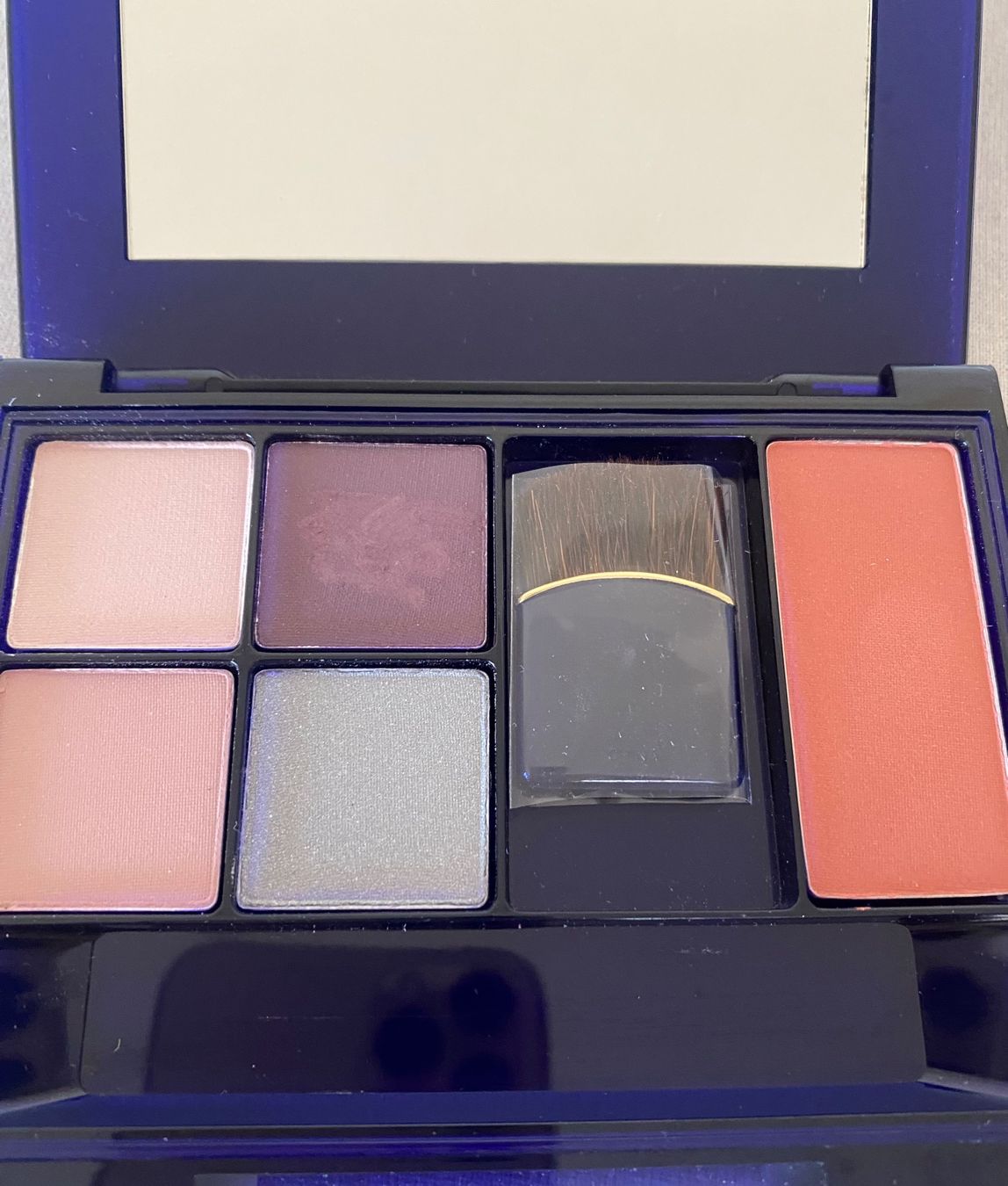 Estée Lauder Make-up: Lidschatten/Blush-Palette Estee Lauder – Nuovo (secondo la descrizione) da Zürich venduto da Maria2021 4