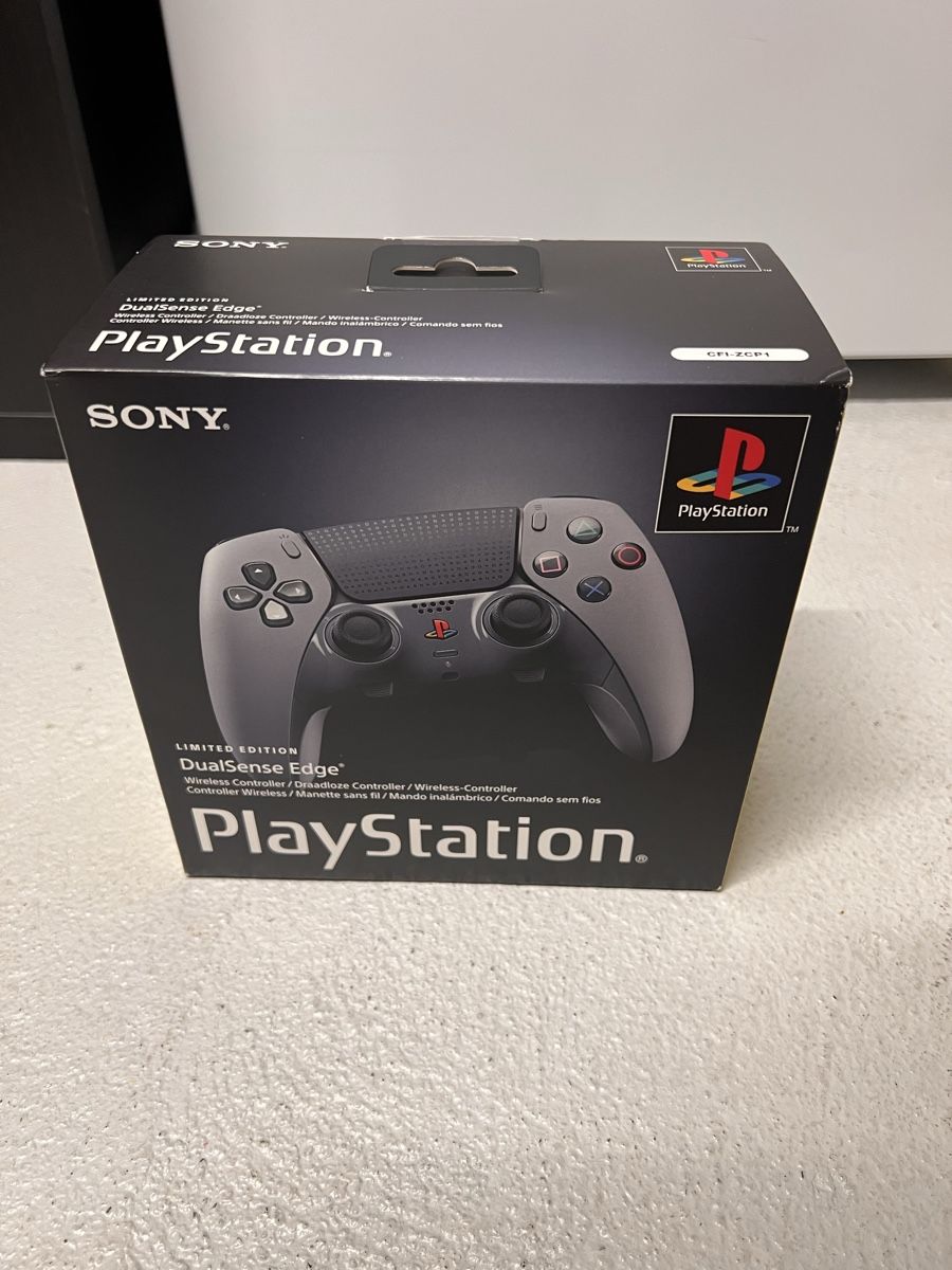 Sony Controller: PS5 Dualsense Edge Controller 30th anniversary Neu! – Nuovo e nell'imballaggio originale da Mönchaltorf venduto da Roby1989