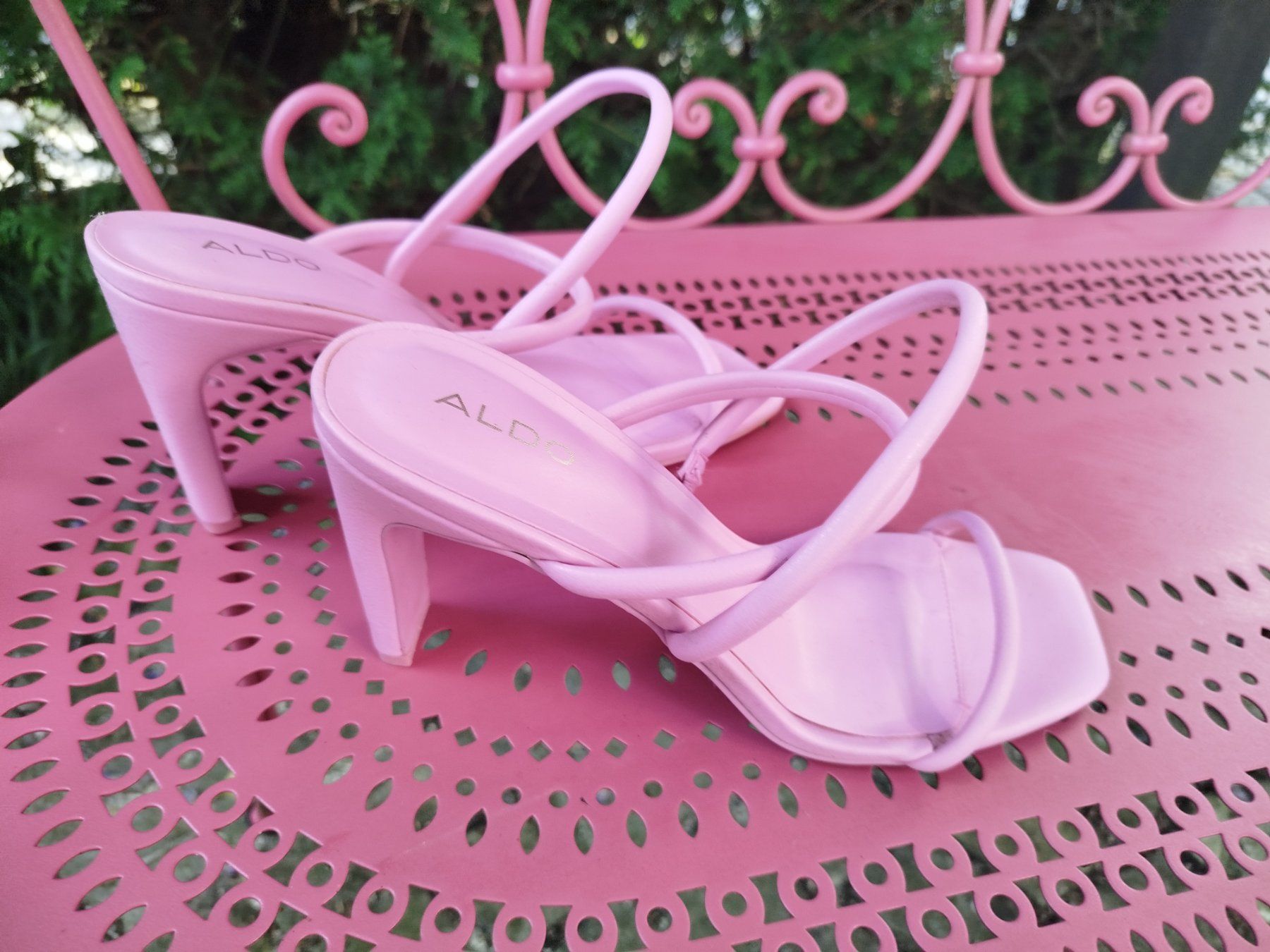 Scarpe da donna: Superbes sandales roses 38 - un MUST pour l'été ☀️ – Usato da Porrentruy venduto da Olifante 2