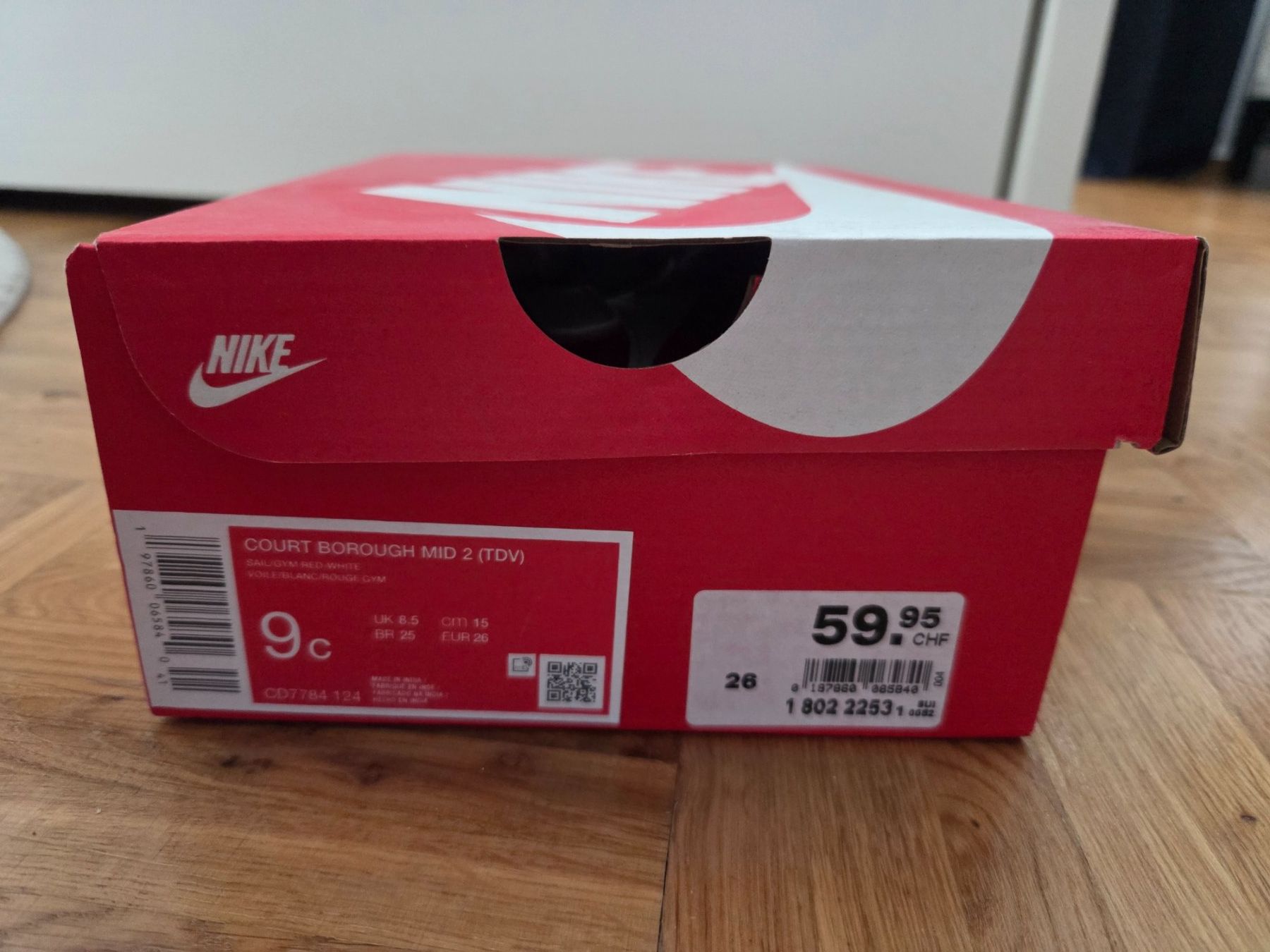 Nike Scarpe da uomo: Baskets Nike enfant taille 26 NEUVES – Nuovo (secondo la descrizione) da Tolochenaz venduto da N_Dupont 4