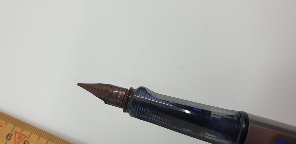 LAMY Safari Füllfederhalter In Glänzend Blau – Deutscher Schreibgerät Mit Austauschbarer Feder & Robustem Gehäuse