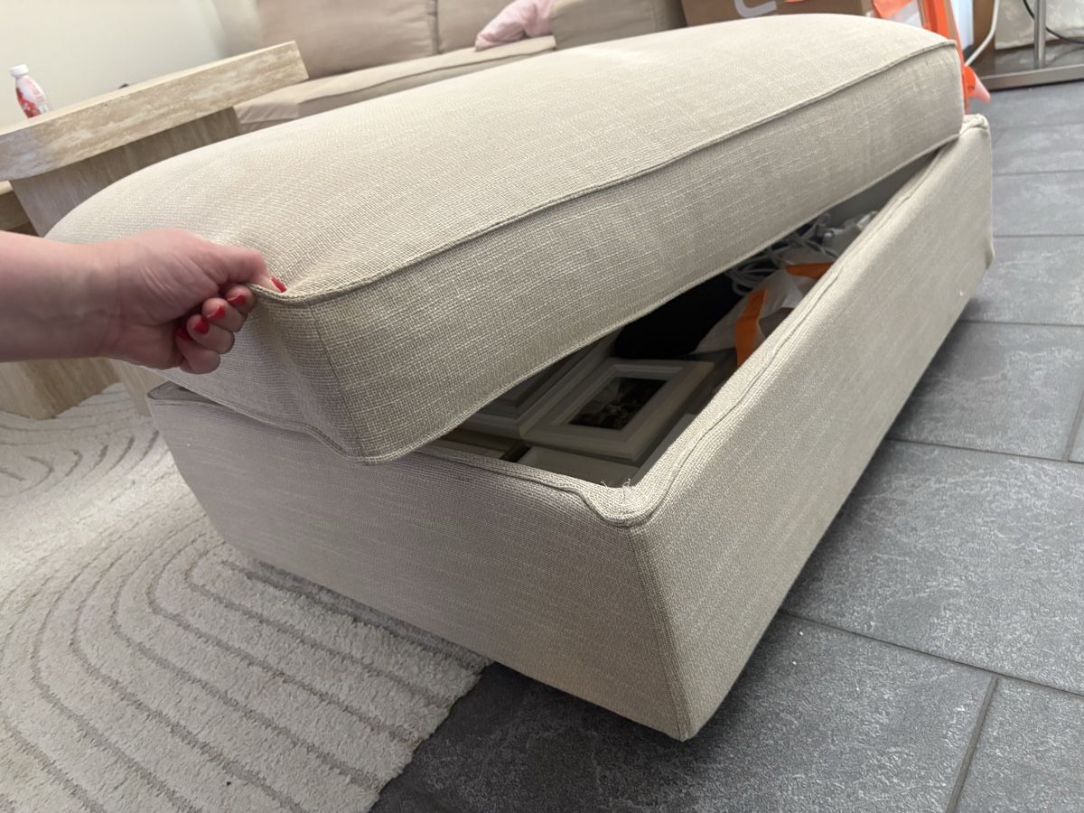 Ikea Hocker: Kivik Hocker mit Stauraum in Beige – Gebraucht aus Basel von msm_t8ml 1