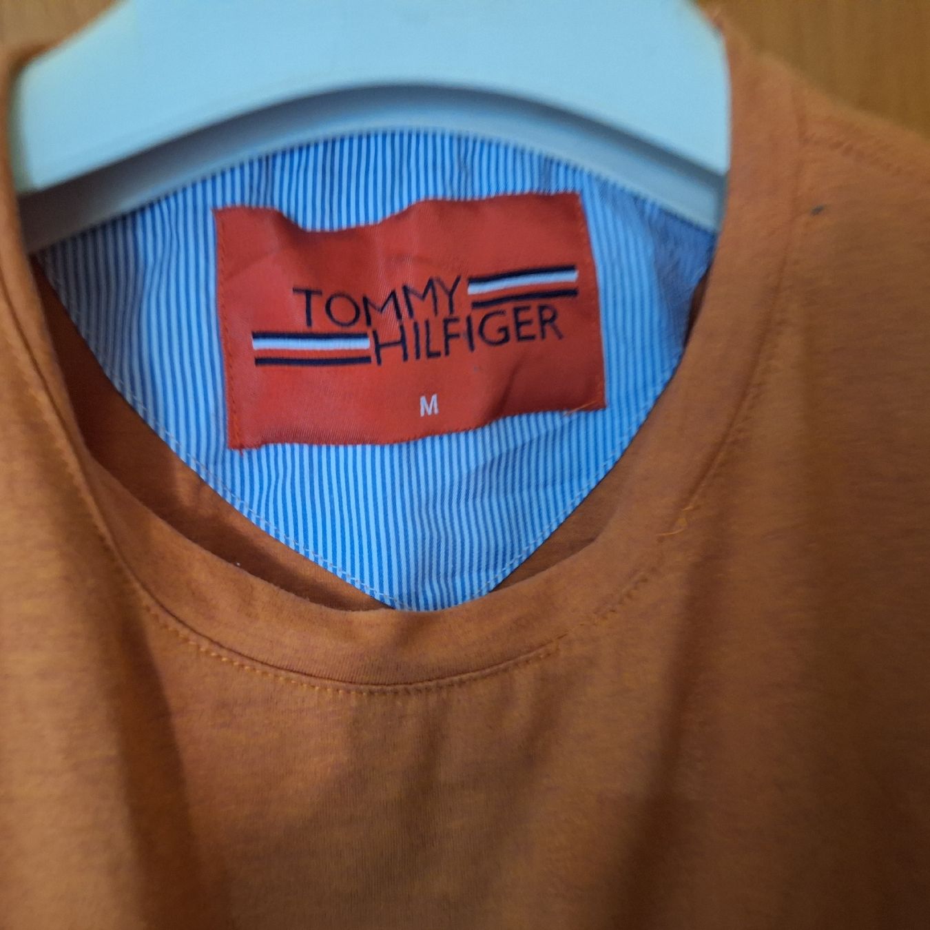T-Shirts: tshirt Tommy Hilfiger M – Gebraucht aus Bellinzona von labottegadiElena 4
