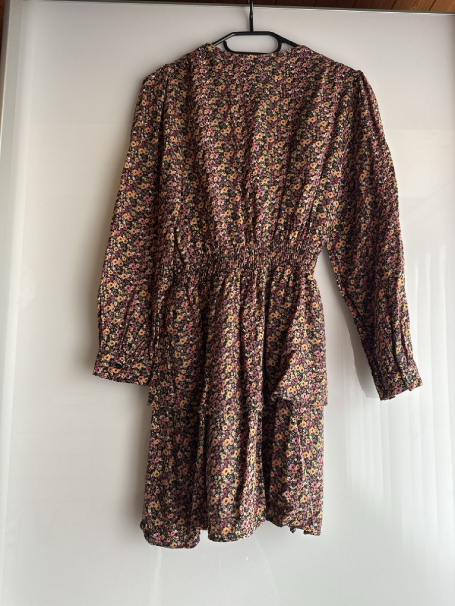 Zara Vestiti: Zara Blümchenkleid / Kleid mit Ärmel Grösse S – Usato da Buchs AG venduto da tifena 2