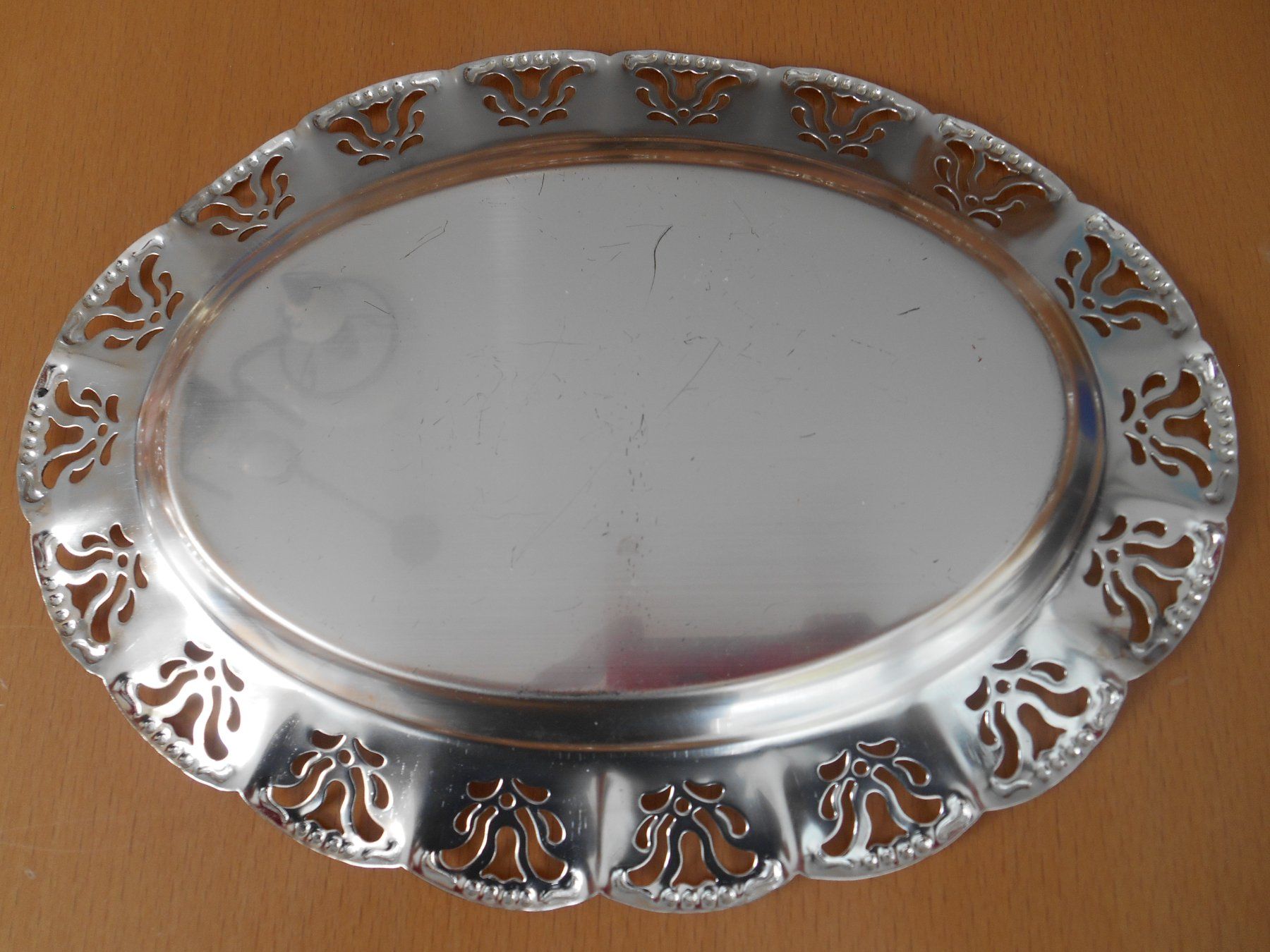 Set di piatti: 6 Teetassen mit kleinem Tablett – Usato da Nussbaumen AG venduto da Sumopi 9