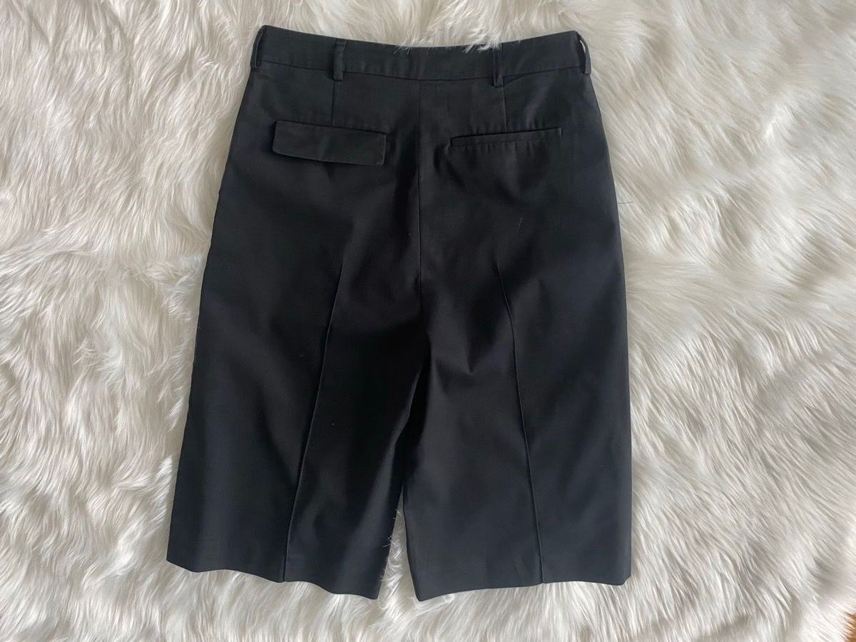 Sisley Hosen: Sisley Short Damen Größe 40 – Gebraucht aus Duebendorf von Alexandertreyer 1