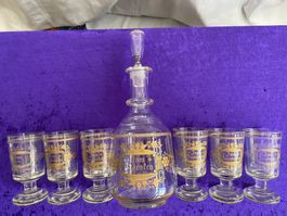 Antike Karaffe mit 6 dazupassenden Gläsern „Zum Andenken“