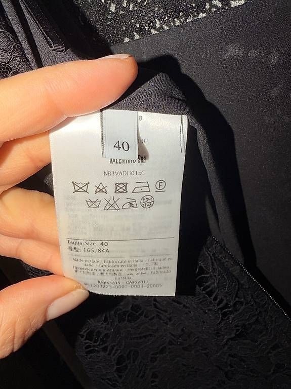 Vestiti: Valentino Kleid – Usato da Adligenswil venduto da TST04 2