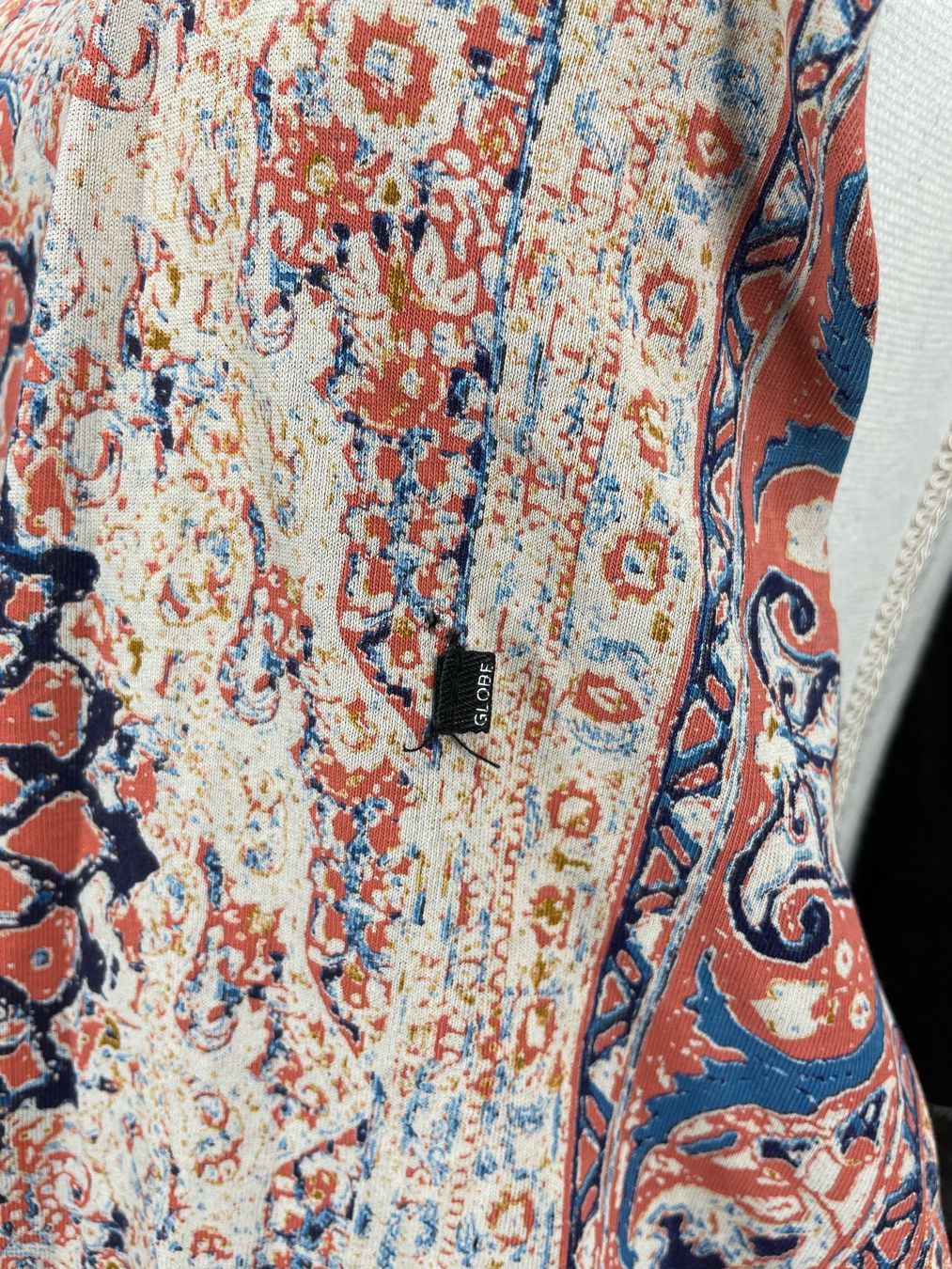 Top: GLOBE Débardeur motif bohème L – Usato da Lausanne venduto da PlusValue_Lausanne 3