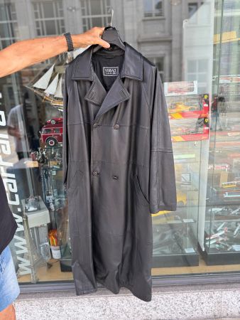 Rarissimo Versace Vintage Cappotto in Pelle Nera
