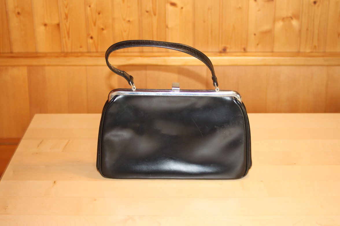 Borse da donna: Lederhandtasche vintage – Usato da Sumiswald venduto da Lottie22 3