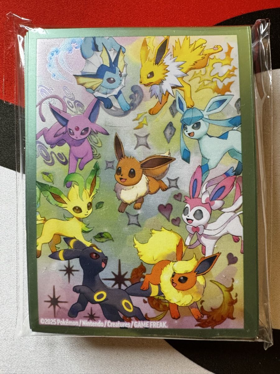 Pokémon Carte collezionabili: POKÉMON / 65x Eeveelution Sleeves / OVP-Sealed  – Usato da Herzogenbuchsee venduto da TCG-High-Quality