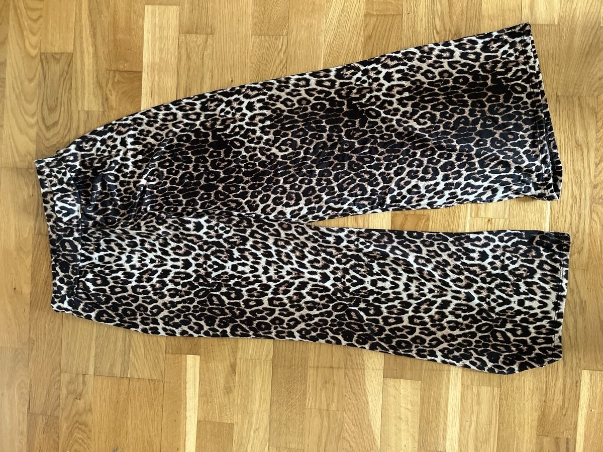 Pantaloni: Coole Leo-Hosen – Usato da Zürich venduto da Samichlaaus