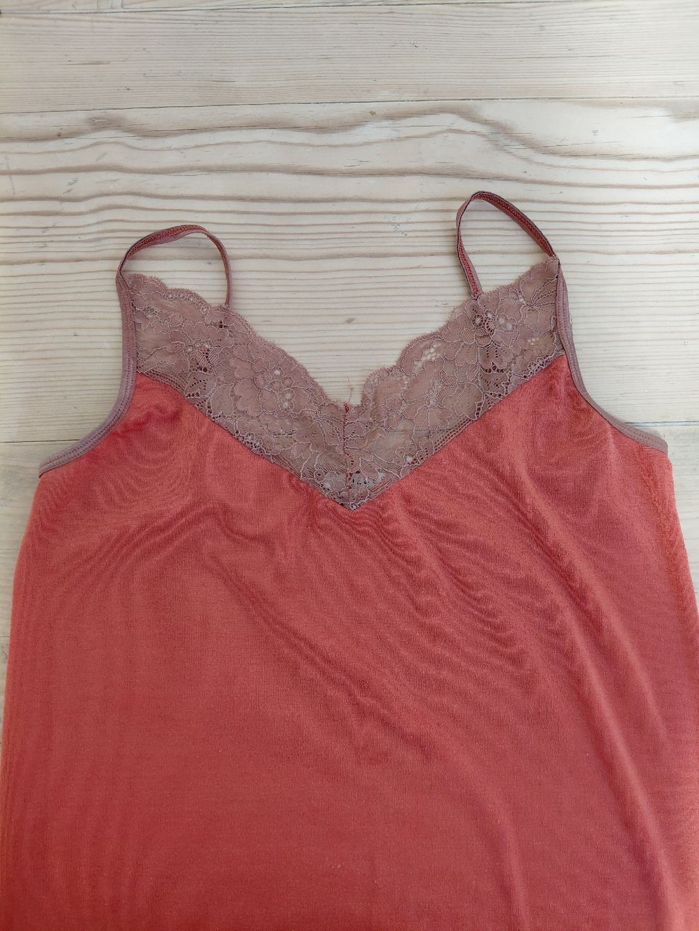 Pieces Top: Pieces Tank Top L – Usato da Winterthur venduto da adventurenala