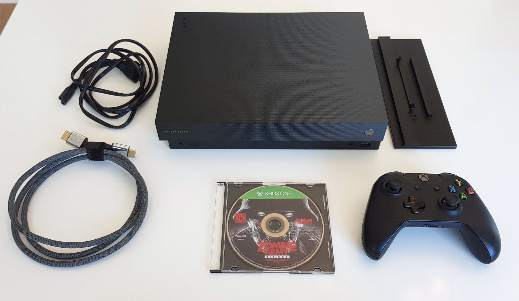 Microsoft Console: Microsoft Xbox One X Project Scorpio Edition – Usato da Oberglatt ZH venduto da jawormmx