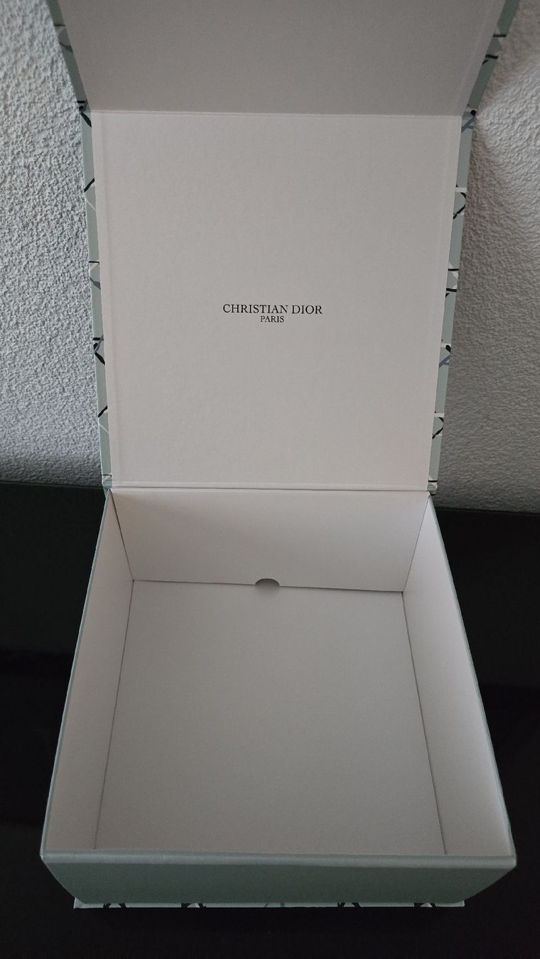 Tutte le decorazioni: Dior Box ca 23x 23 cm – Nuovo e nell'imballaggio originale da wallisellen venduto da funkelsternchen5 1