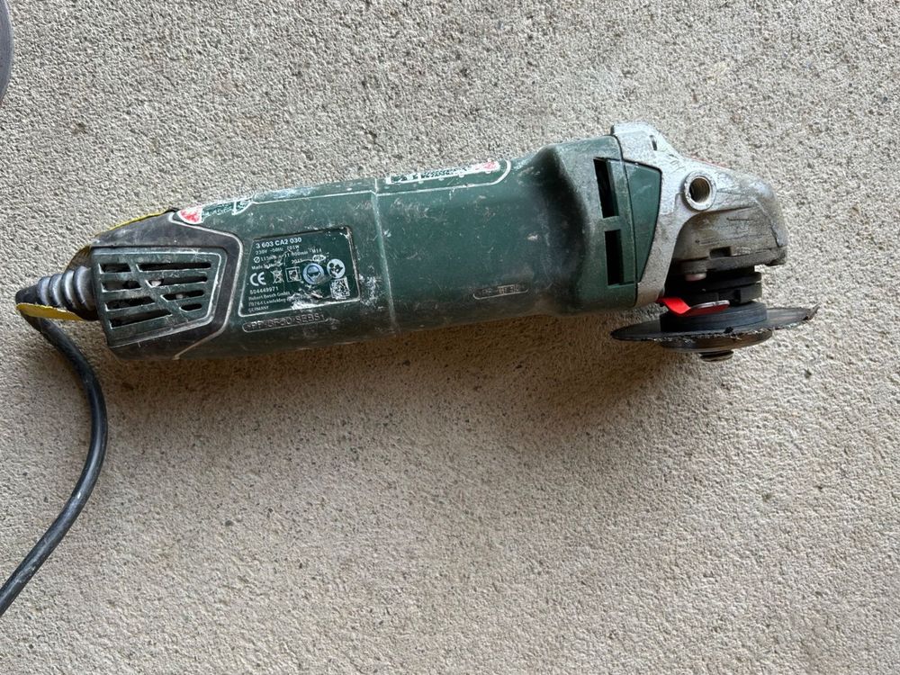 Bosch Winkelschleifer PWS 700-115 | Kaufen auf Ricardo